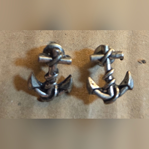 Beachy Earring Set - Picture 3 of 5